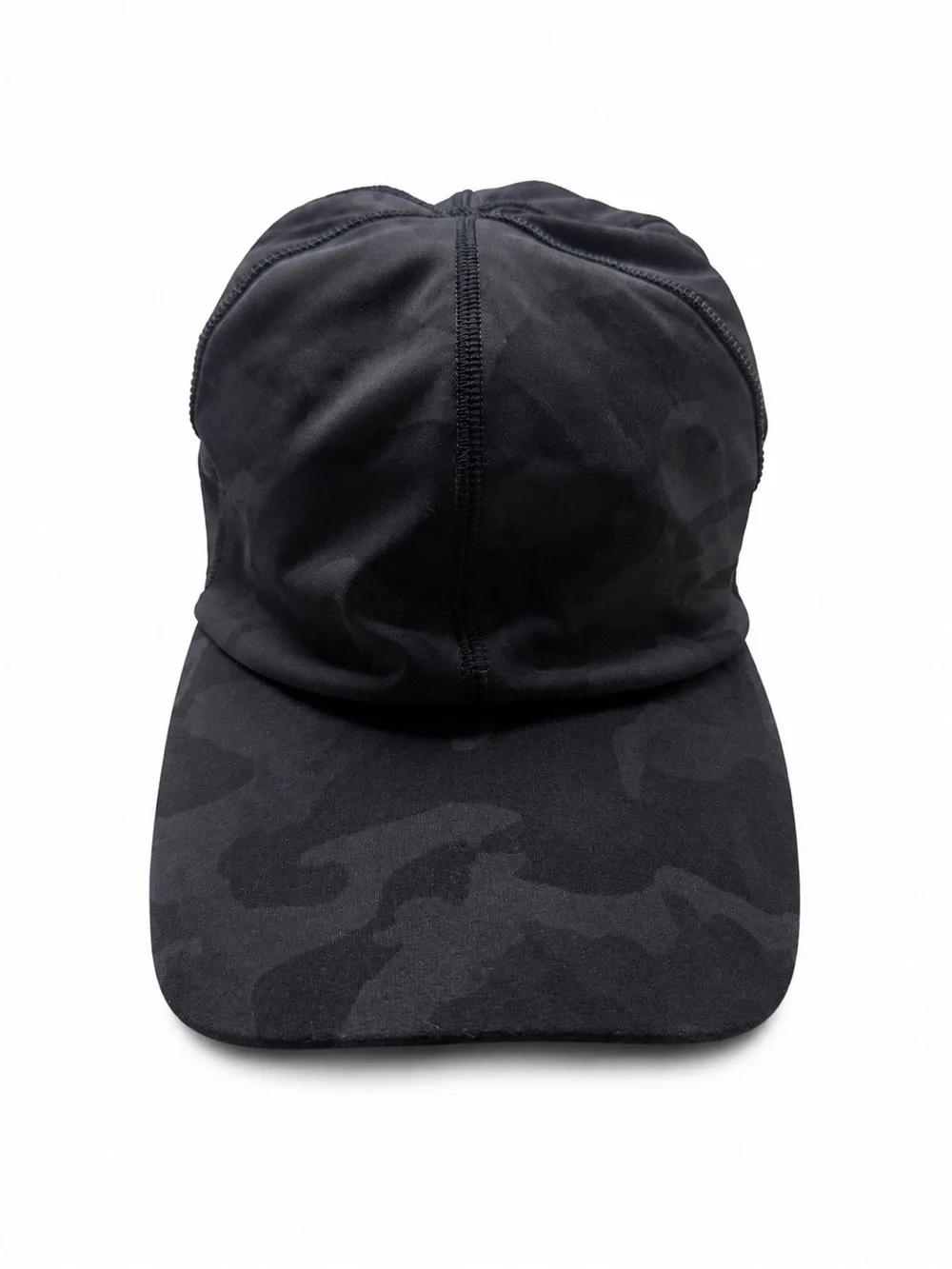 lululemon Black camo hat Performance Tag Detail